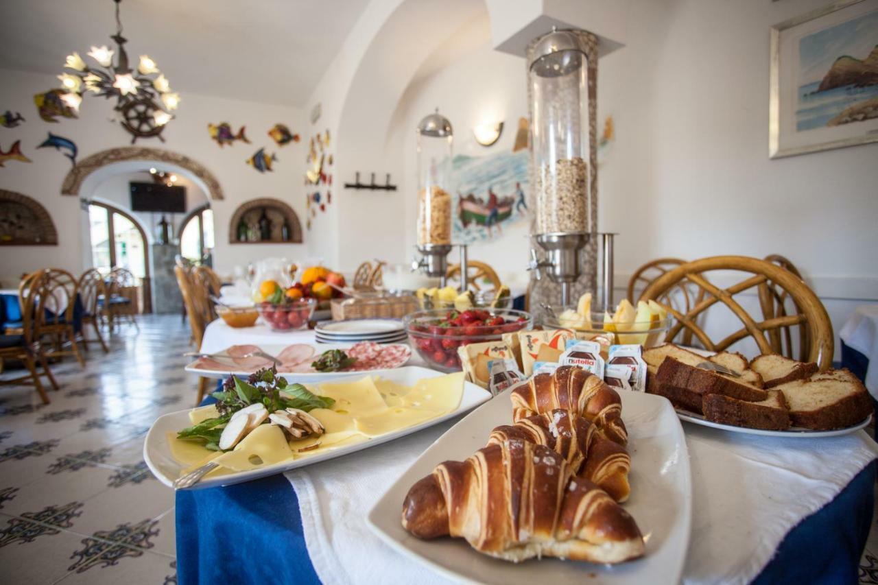 Hotel Casa Giuseppina Sant'Angelo  外观 照片