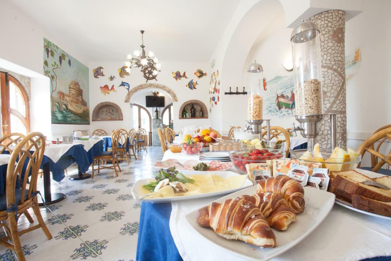 Hotel Casa Giuseppina Sant'Angelo  外观 照片