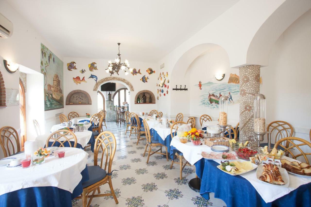 Hotel Casa Giuseppina Sant'Angelo  外观 照片